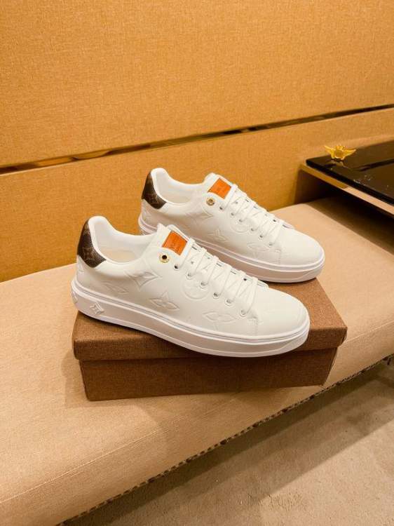 Picture of Louis Vuitton Shoes _SKULVsz38-44mnf031415272